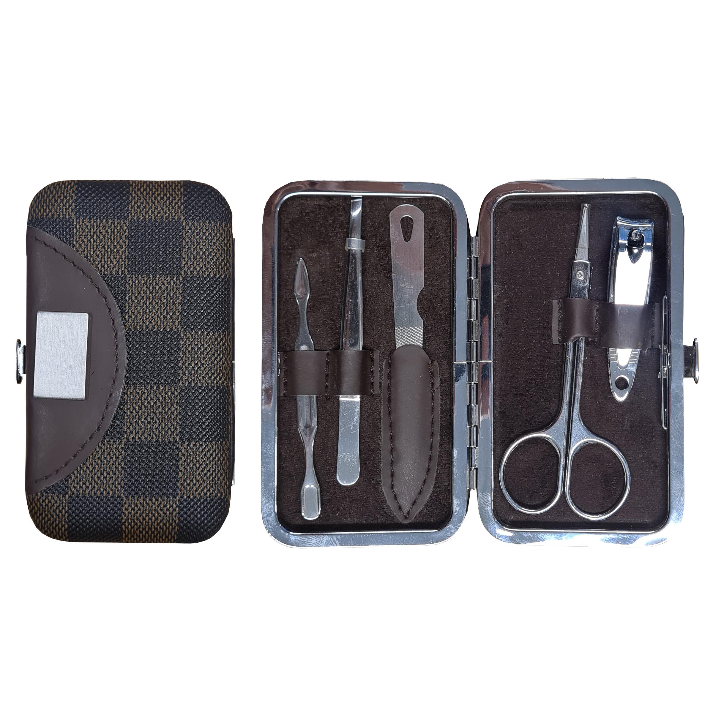 MANICURESET VOOR ONDERWEG