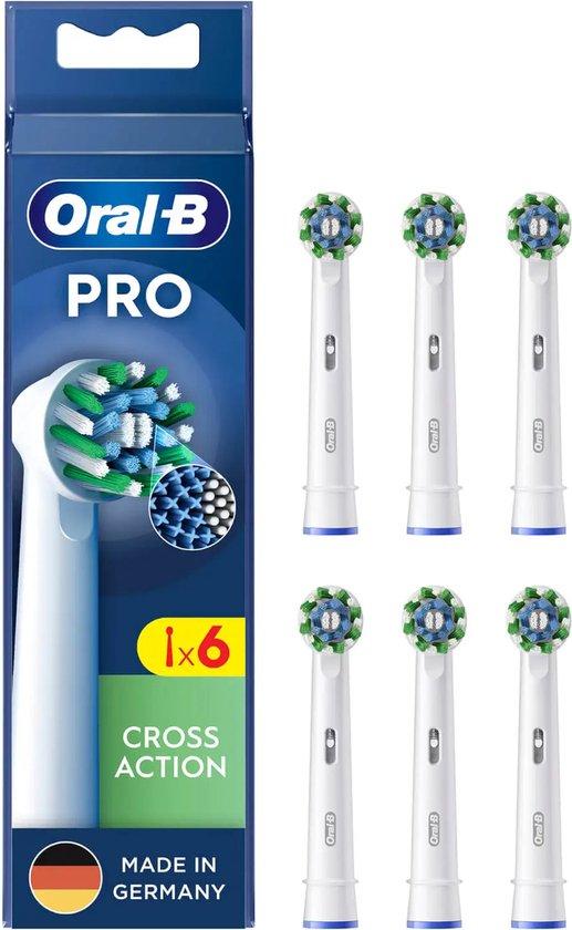 ORAL-B ELEKTRISCHE TANDENBORSTEL REFILL CROSS ACTION PRO