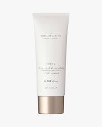 RITUALS THE RITUAL OF NAMASTE VELVETY SMOOTH CLEANSING FOAM